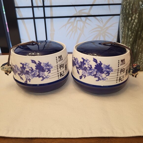 Set of 2 Asian Porcelain Tea Caddys Goji Berry Storage Pots w/ Tassels - Picture 1 of 7